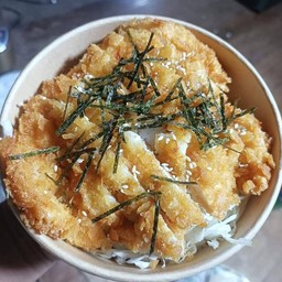 ข้าวหน้าไก่ทอดทงคัตสึ