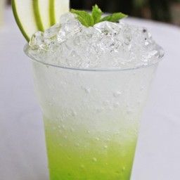 แอปเปิ้ลเขียวโซดา soda apple