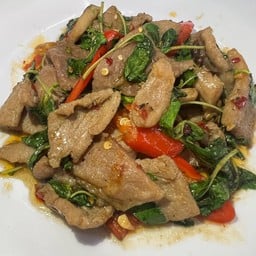 ผัดกะเพรา (กับข้าว)