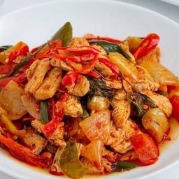 ผัดพริกเผา กับข้าว (หมู,ไก่)