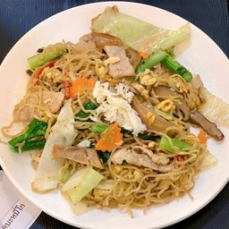 149 ผัดบะหมี่โกวเล็ก