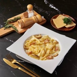 เพนเน่ครีมซอสอบชีส/Baked Benne Cream Sauce With Cheese