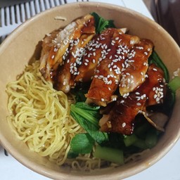 บะหมี่ไก่ซอสเทอริยากิ
