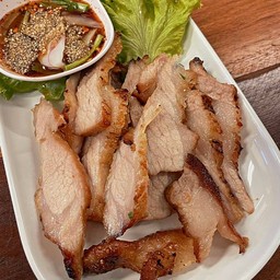 คอหมูย่าง