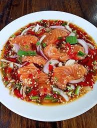 ยำแซลมอน (size ปกติ)