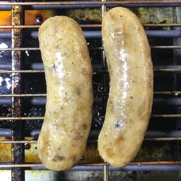 ไส้กรอกข้าวเนื้อ ย่าง !!