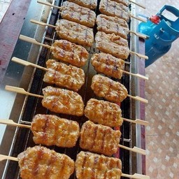 ไก่ปิ้งนมสด 3 ไก่ 15 ไม้