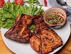 ไก่ย่างครึ่งตัว