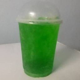 เครื่องดื่มใส่แก้วโอ่ง