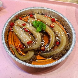 หนวดหมึกยักษ์ (จานเดียว)