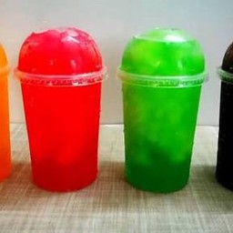 น้ำแดงแฟนต้าใส่น้ำแข็ง