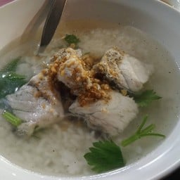 ข้าวต้มปลา By ข้าวต้มฮัท