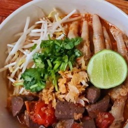 ขนมจีนน้ำเงี้ยว