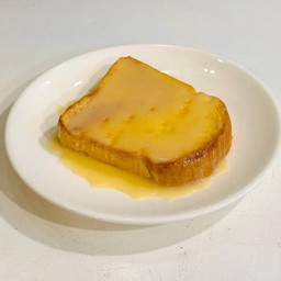 ขนมปังปิ้งเนยนม