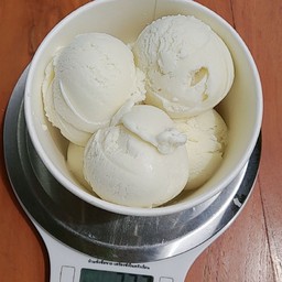 ไอศครีมออแกนิก ขนาด 6 ลูก 300 กรัม (ไอติมกะทิความสุขที่ไม่มีวันละลาย)