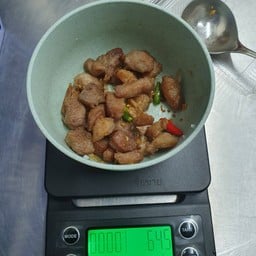 ปังปัง! ไก่ทอดพริกสด ข้าวแกง  @เฟรชมาร์ทสาริน