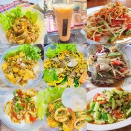 ข้าวเหนียวหมูทอดบ้านคุณชายด์