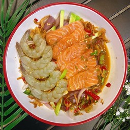 ยำแซลม่อน+กุ้งสด