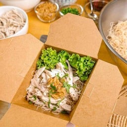 หมี่ไก่ฉีกในบ้าน สาขาตลาดอิ่มเอม สาขาตลาดอิ่มเอม
