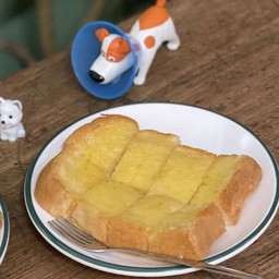 ปังปิ้งเนยนม