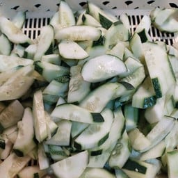 ขนมจีนน้ำยา รับรองว่าไม่ผิดหวัง