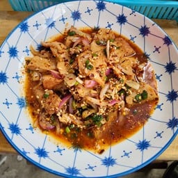 ส้มตำ&ข้าวกะเพราบ้าน10ล้อ