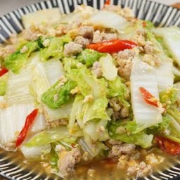 ข้าวผัดผักกาดขาวใส่หมู