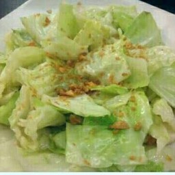 กะหล่ำปลีผัดน้ำปลา