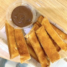 ปังปิ้งสติ๊ก หอมเนย + ไมโลเหนียว 1 ถ้วย