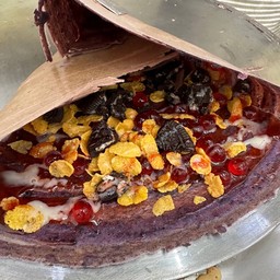 แป้งมันม่วง+แยมสตอเบอรี่+คอนเฟลก+โอริโอ้+เยลลี่แดง