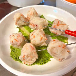 ลูกชิ้นกุ้งมังกร