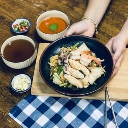 สุกี้ยาหยี บางบัวทอง