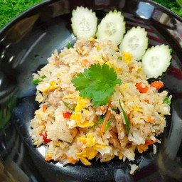 ข้าวผัดหมู