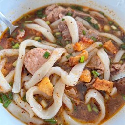 ร้านข้าวเปียกเส้นหัวเหลือง ร้านข้าวเปียกเส้นหัวเหลือง