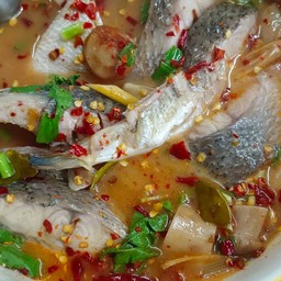 ต้มยำปลากะพงน้ำใส