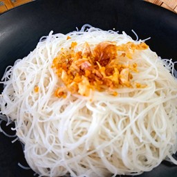 หมี่ขาวลวก