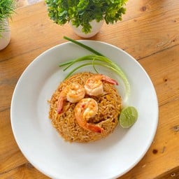 ข้าวผัดกุ้งนรกแตก