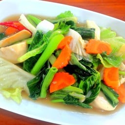 ผัดผักรวมมิตร