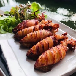 หมึกไข่แดดเดียวทอด