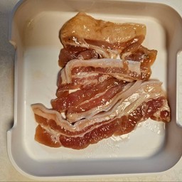 สามชั้นหมักงา(1 ถาด)