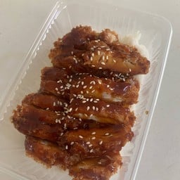 ข้าวไก่คาราเกะราดซอสเกาหลี