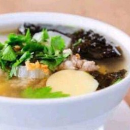 แกงจืดเต้าหู้+หมูสับ+สาหร่าย