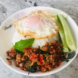 ข้าวกะเพราไก่สับ