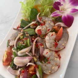 ยำกุ้งสด