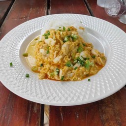 ข้าวไข่ข้นปู