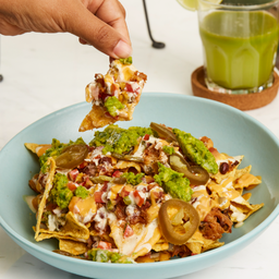 Loaded Chilli Nachos (GF) (N)