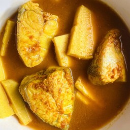 แกงส้มปลากะพง