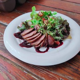 สลัดอกเป็ดด