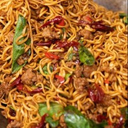 มาม่ากระเพราหมูสับ