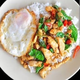 กะเพราแม่มีนา By. ปูเป้